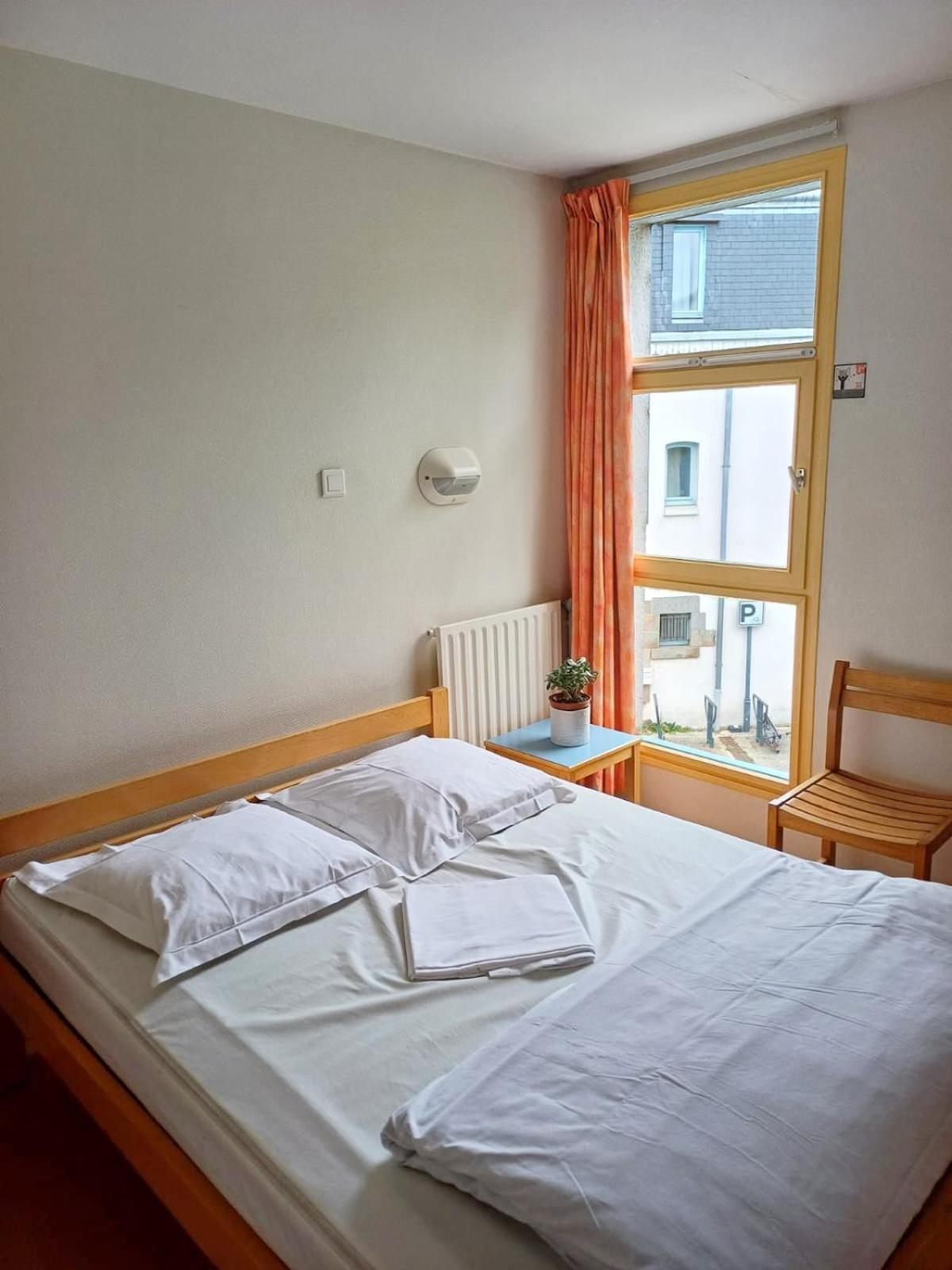 Hostel Ренн Экстерьер фото